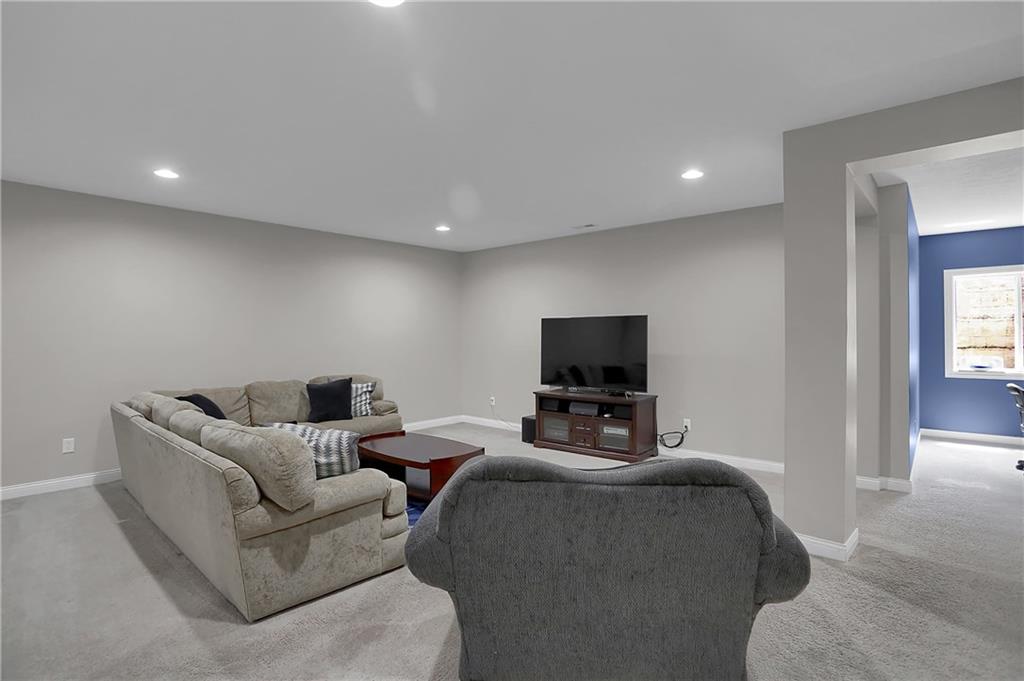 6153 Roxburgh Place Noblesville, IN 46062 - Photo 43 of 60 Gallery Image 43