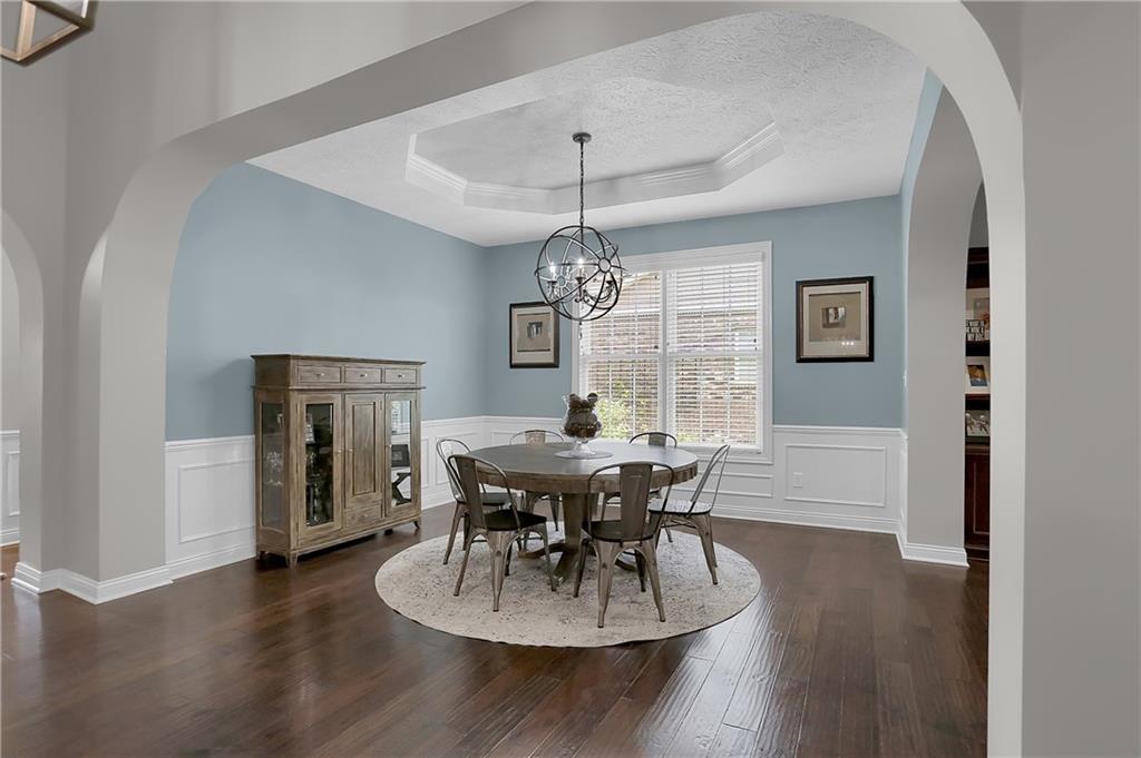 6153 Roxburgh Place Noblesville, IN 46062 - Photo 8 of 60 Gallery Image 8
