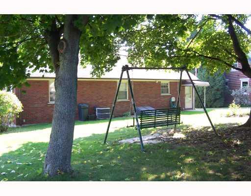 240 Meridian Road Butler, PA 16001 - Photo 3 of 8 Yard/Garden.