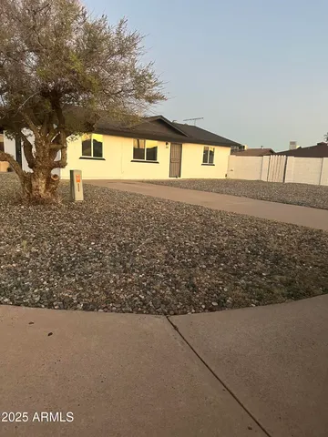 $320,000 | 6239 West Carol Ann Way, Glendale, AZ 85306
