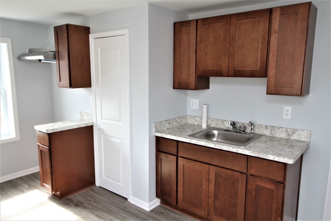 83 Rathbone Street Mount Clemens, MI 48043 - Photo 10 of 29 50036529-9.JPG