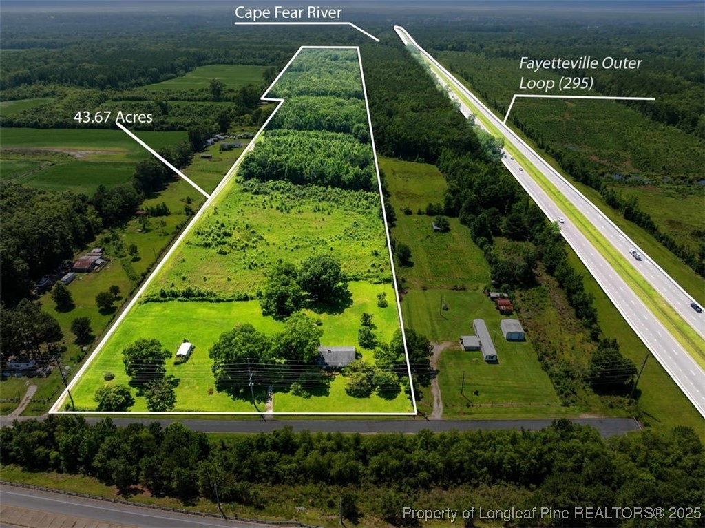 4247 River Road Wade, NC 28395 - Photo 2 of 17