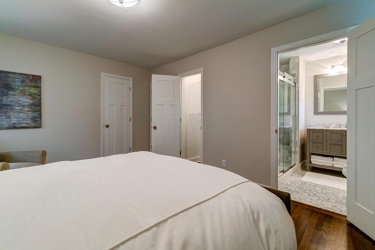 3945 Overdale Drive Columbus, OH 43220 - Photo 23 of 32