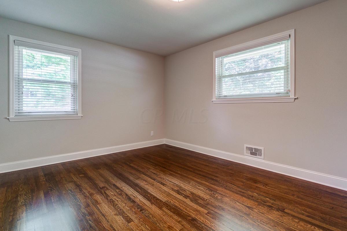 3945 Overdale Drive Columbus, OH 43220 - Photo 26 of 32