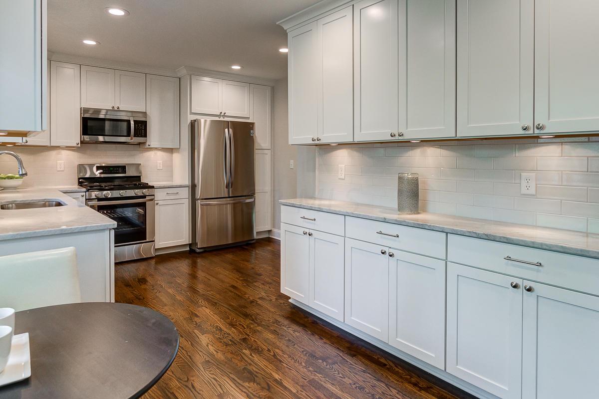 3945 Overdale Drive Columbus, OH 43220 - Photo 4 of 32