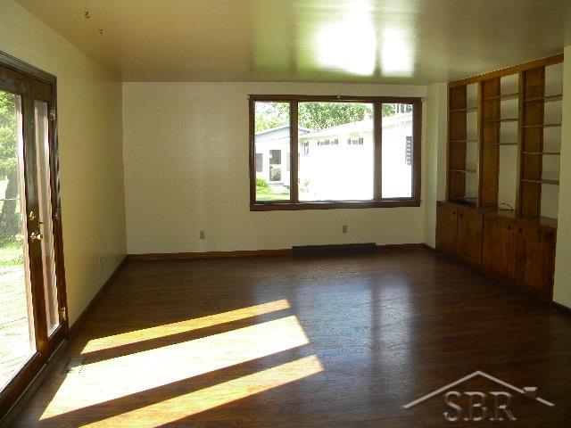 620 East Lincoln Road Merrill, MI 48637 - Photo 2 of 16 31392569-1.JPG