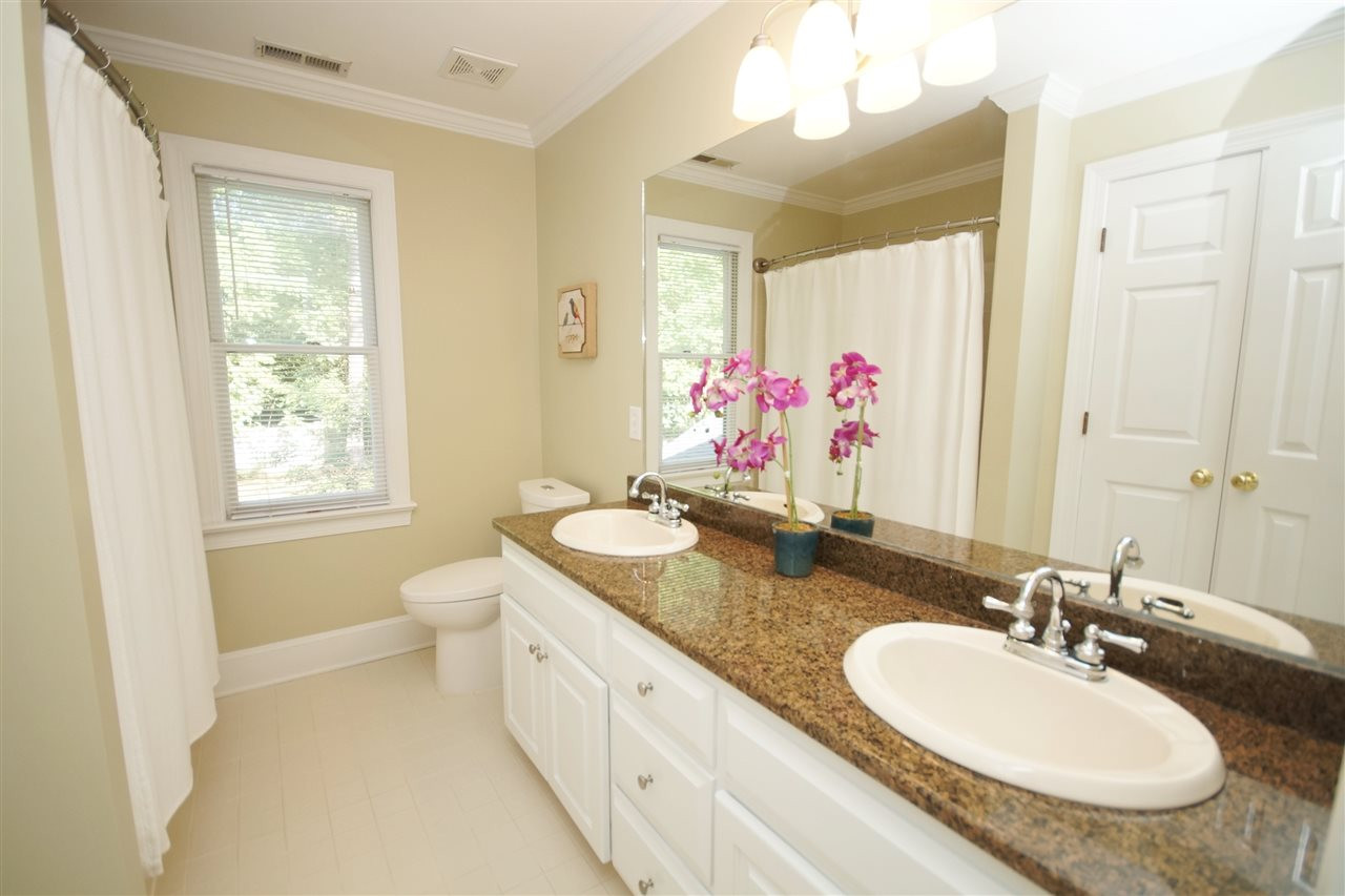 8008 Llewellyn Court Raleigh, NC 27613 - Photo 22 of 30 Photo 22