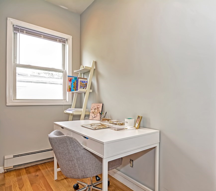 86 Ruthven Street Boston, MA 02121 - Photo 16 of 42