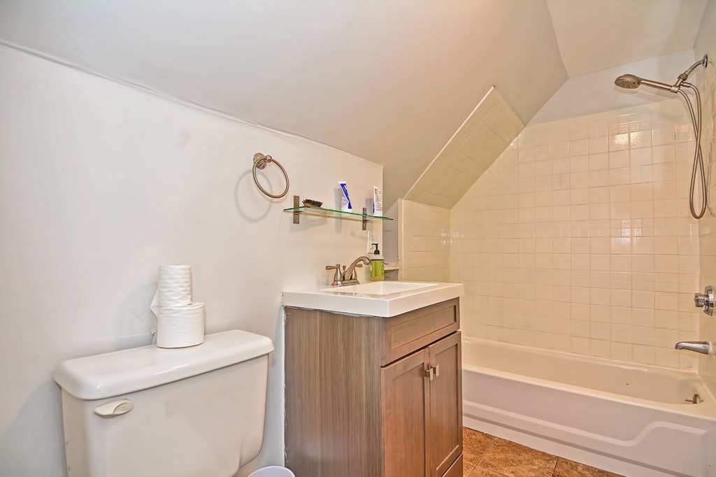 86 Ruthven Street Boston, MA 02121 - Photo 26 of 42