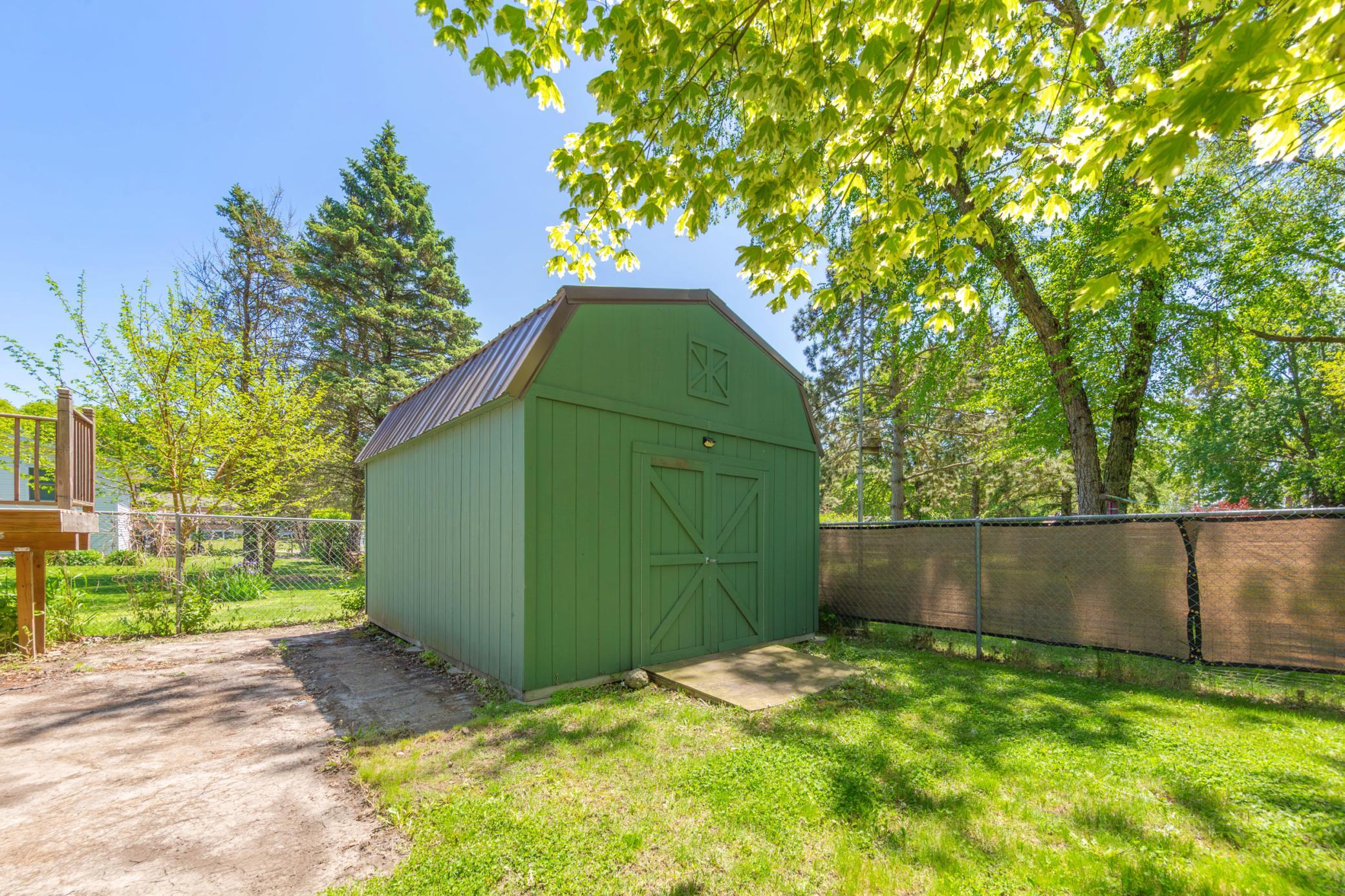 421 10th Avenue Southeast Faribault, MN 55021 - Photo 44 of 50