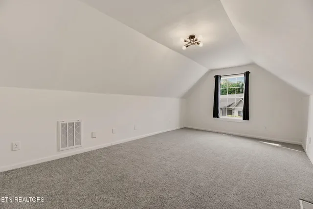 $302,900 | 6313 Macklin Bend Way, Powell, TN 37849