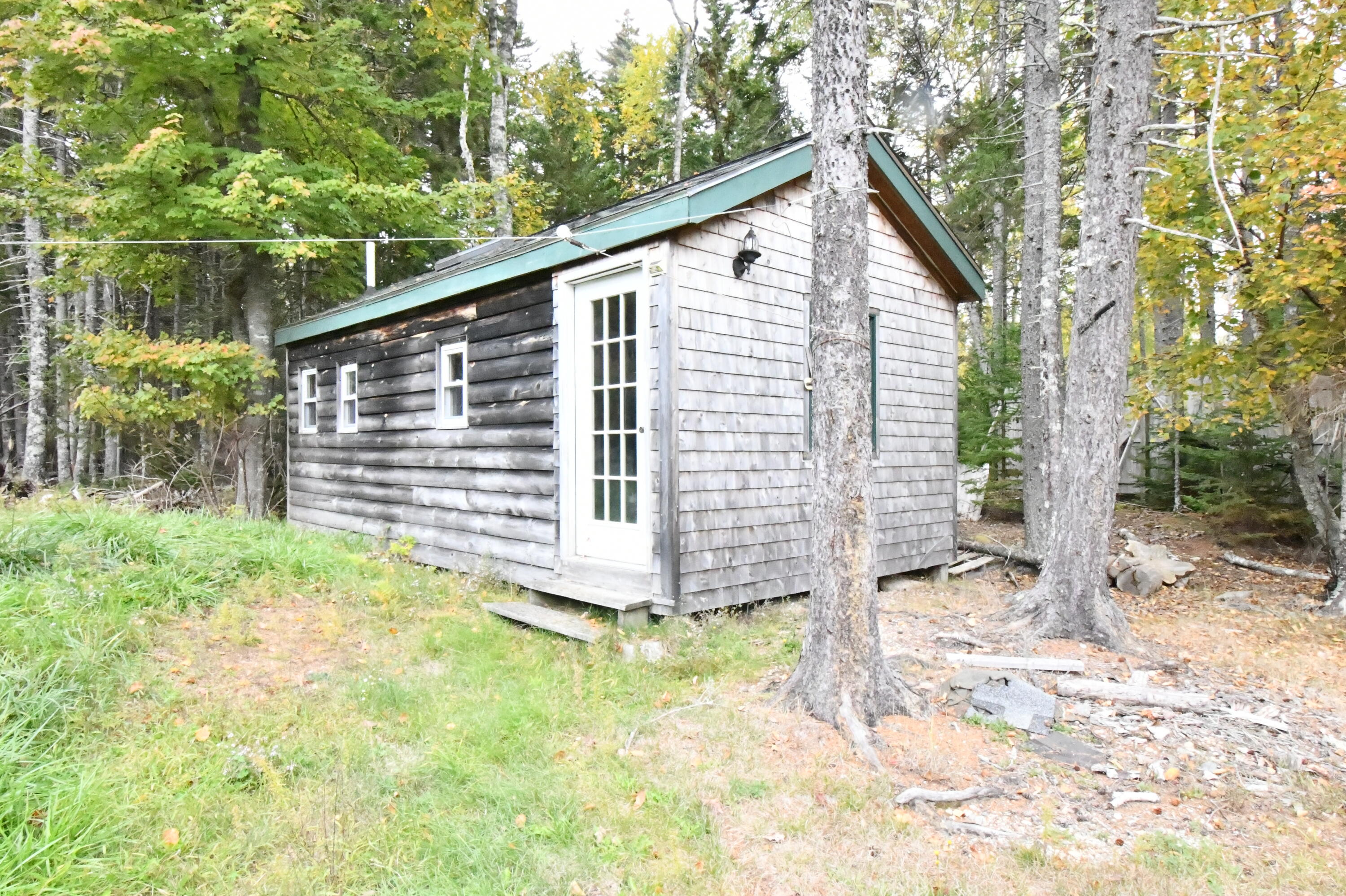 42 Hillside Road Brooklin, ME 04616 - Photo 5 of 40 361B1C3B-8237-421E-9833-F76B618FE46F