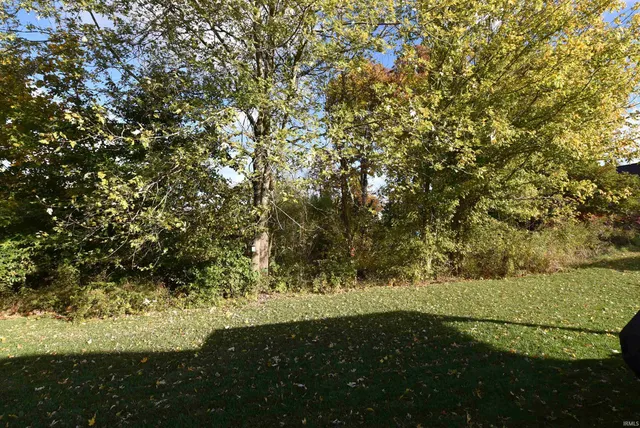 $437,900 | 543 East Lucy Lane, Ellettsville, IN 47429