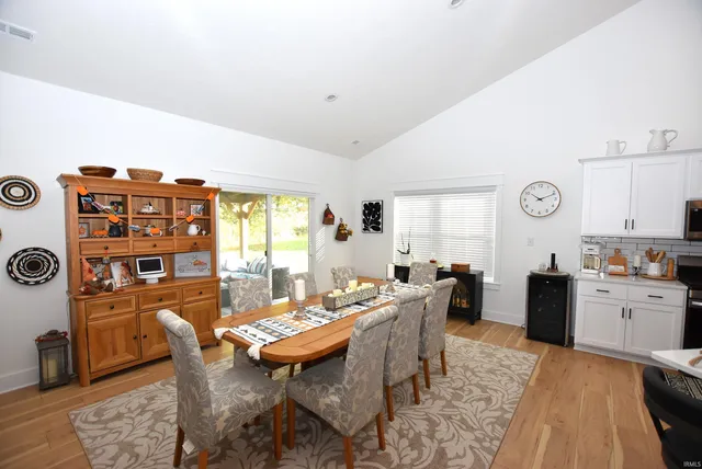 $437,900 | 543 East Lucy Lane, Ellettsville, IN 47429