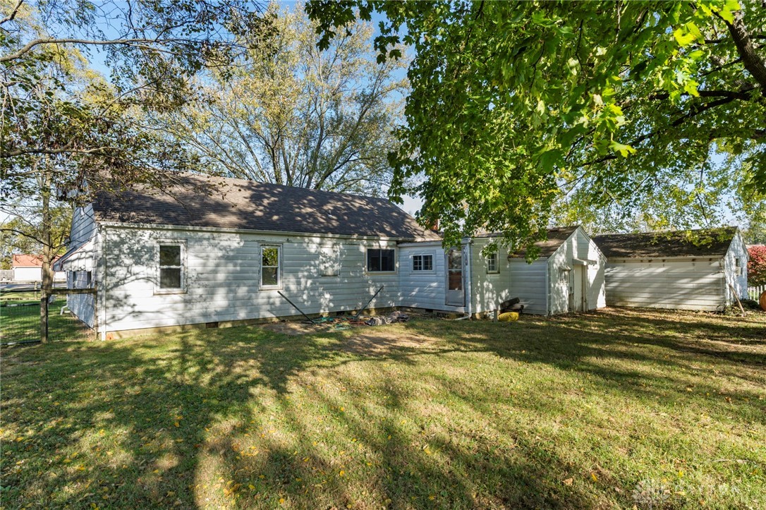 5742 Springfield Xenia Road Springfield, OH 45502 - Photo 26 of 40