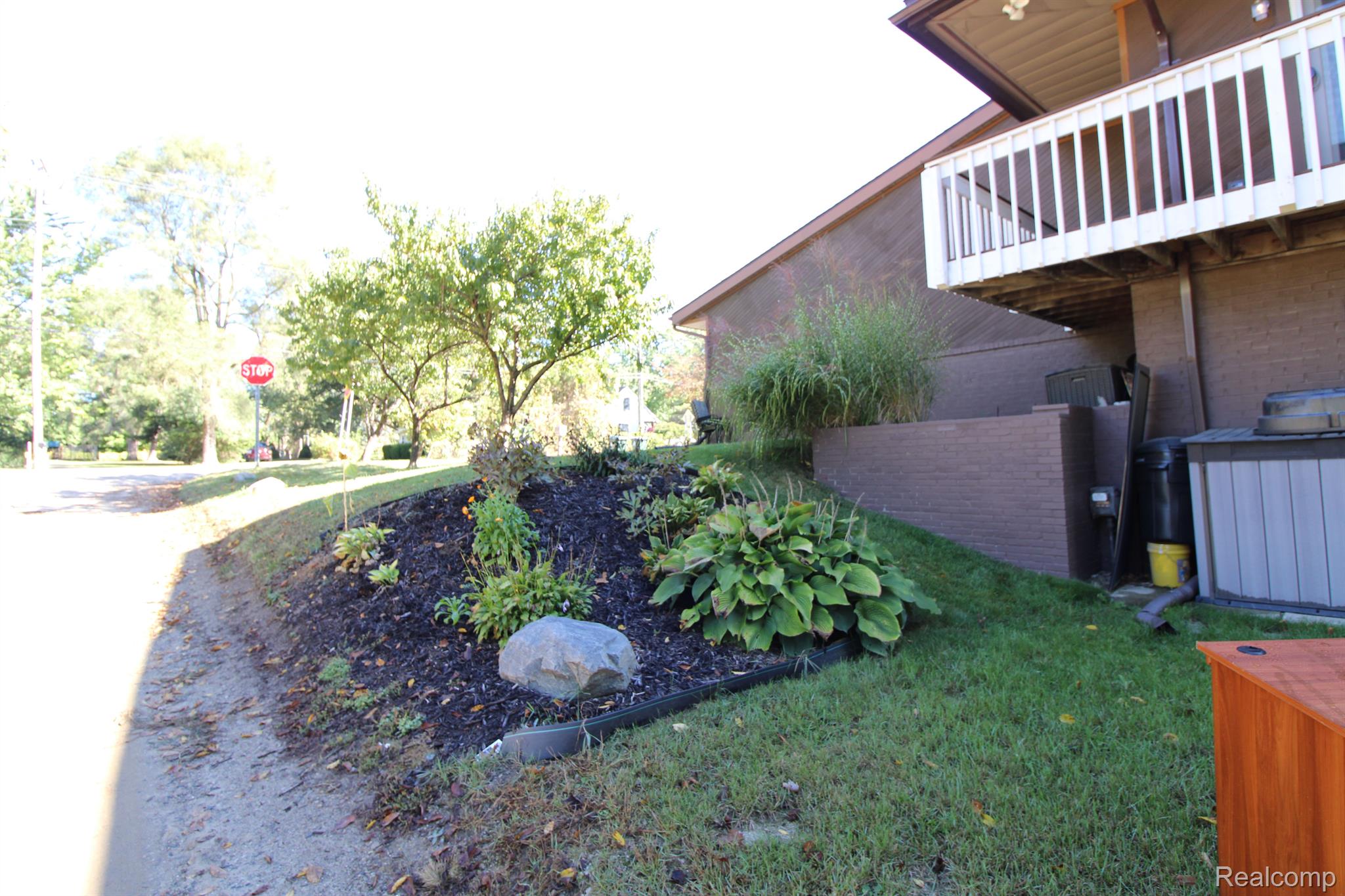 463 Joslyn Road Lake Orion, MI 48362 - Photo 33 of 93 Gallery Image 33