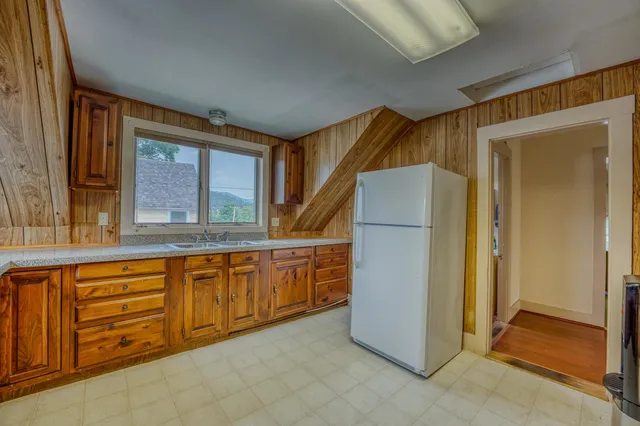 $399,000 | 134 Cottage Street, Littleton, NH 03561