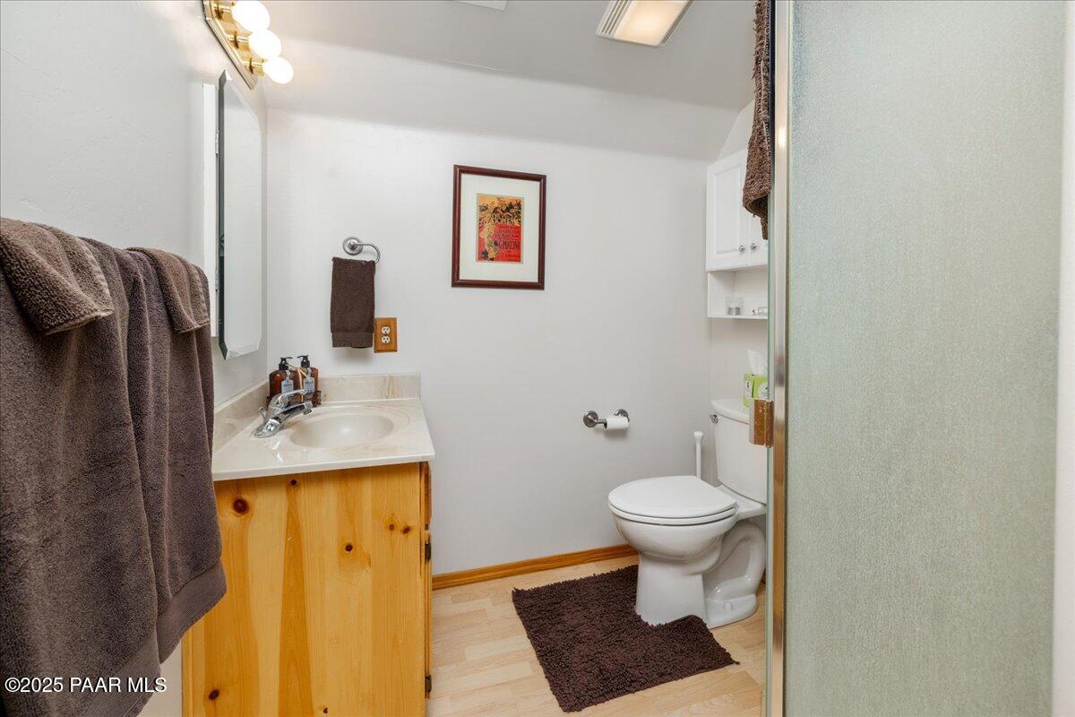 4300 West Cactus Spur Road Prescott, AZ 86305 - Photo 13 of 27 08-Bathroom