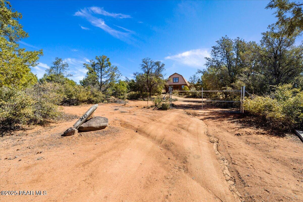 4300 West Cactus Spur Road Prescott, AZ 86305 - Photo 19 of 27 16-Backyard