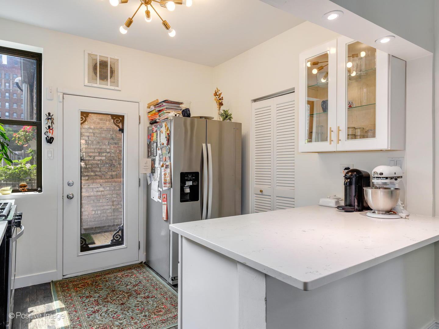 539 West Brompton Avenue, Unit 3N Chicago, IL 60657 - Photo 13 of 20