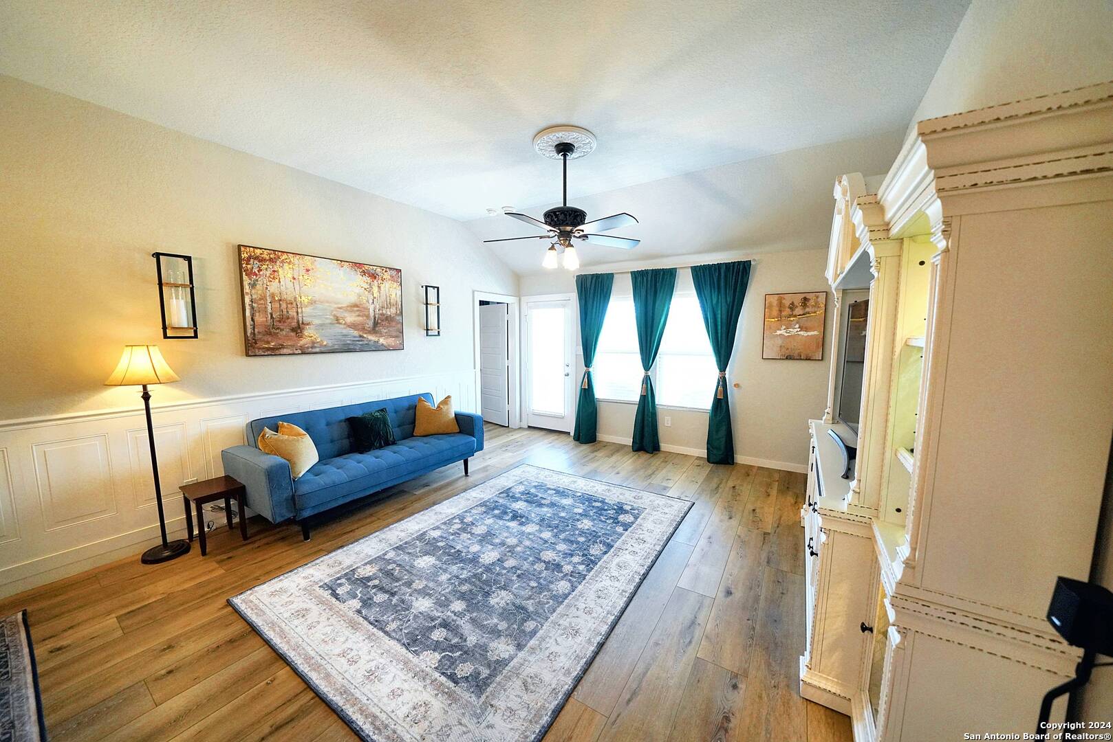 7056 Rimwood Street Live Oak, TX 78233 - Photo 12 of 34