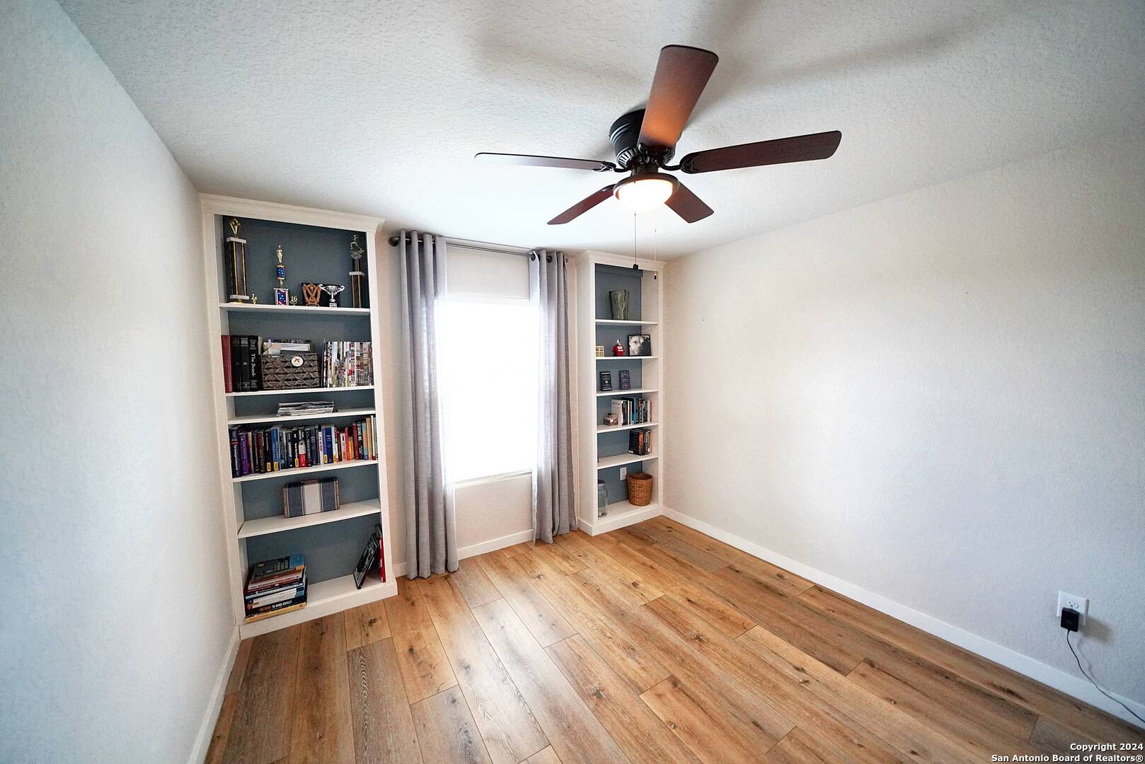 7056 Rimwood Street Live Oak, TX 78233 - Photo 23 of 34