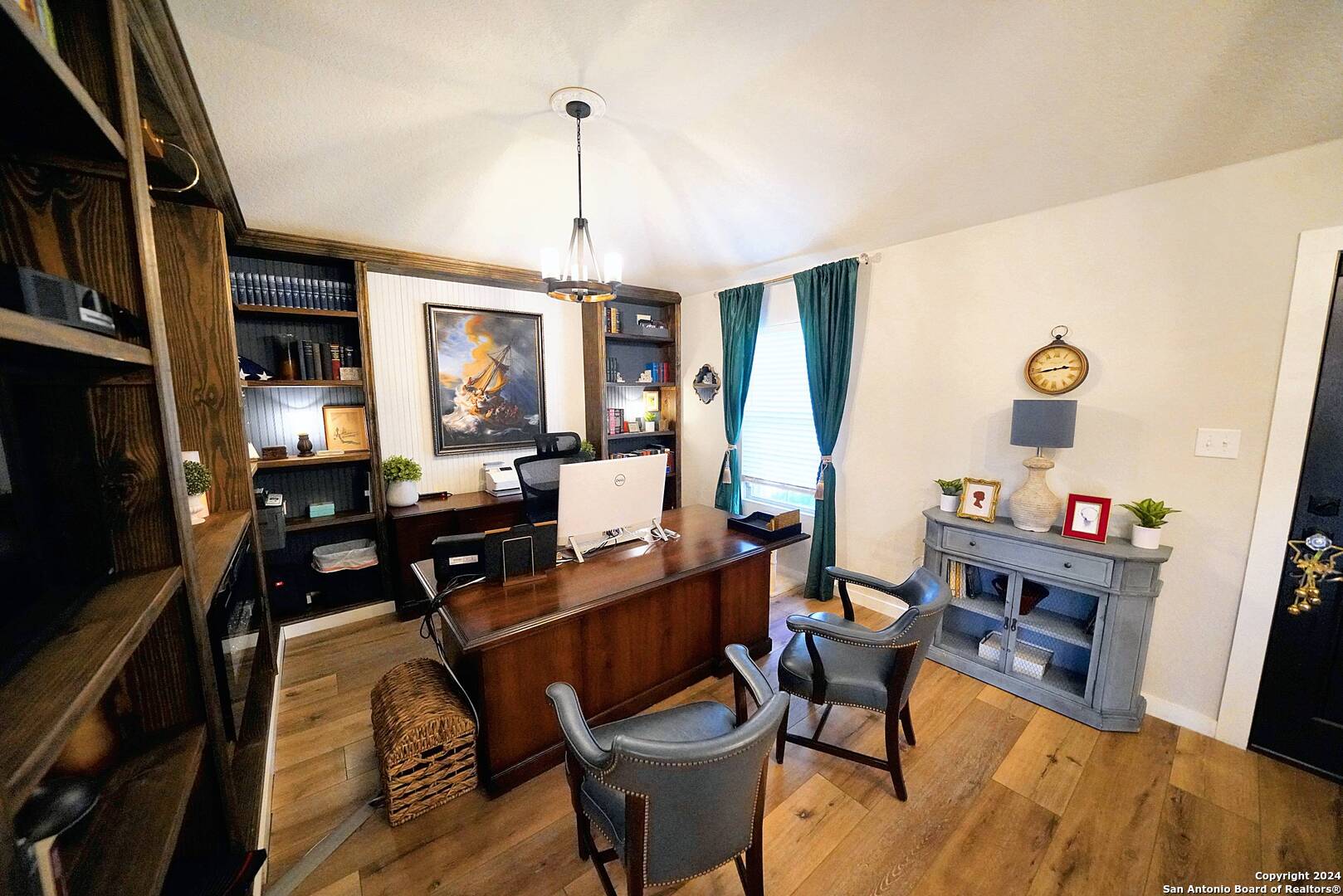 7056 Rimwood Street Live Oak, TX 78233 - Photo 4 of 34