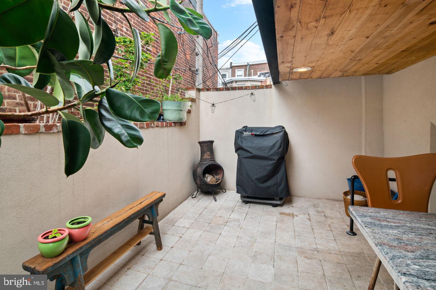 2517 Parrish Street Philadelphia, PA 19130 - Photo 13 of 32