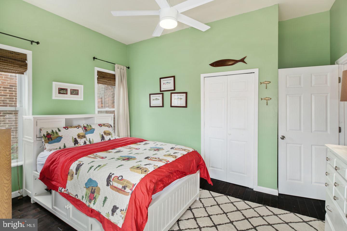 2517 Parrish Street Philadelphia, PA 19130 - Photo 20 of 32