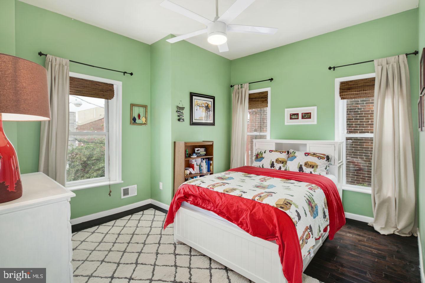 2517 Parrish Street Philadelphia, PA 19130 - Photo 21 of 32