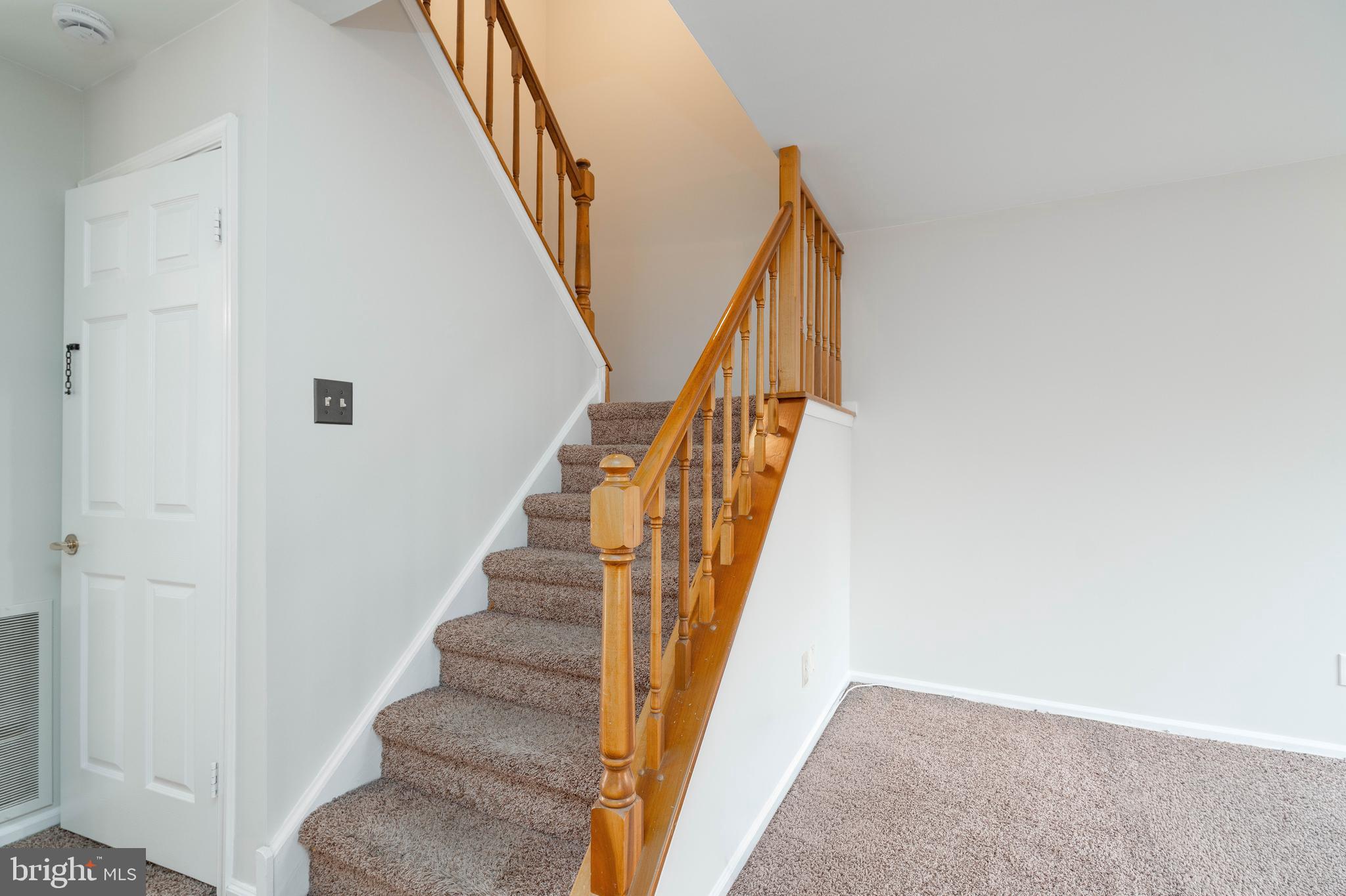 2420 Dogleg Drive Warrington, PA 18976 - Photo 12 of 28 a view of entryway