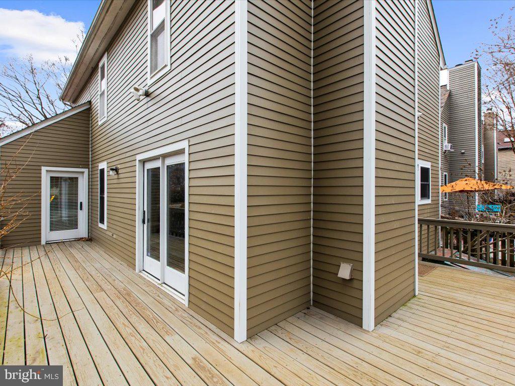 1560 Ritchie Lane Annapolis, MD 21401 - Photo 46 of 54 a view of a house with a deck