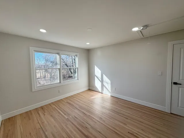 $3,600 | 350 Mitchell Avenue, Unit 2, Linden, NJ 07036