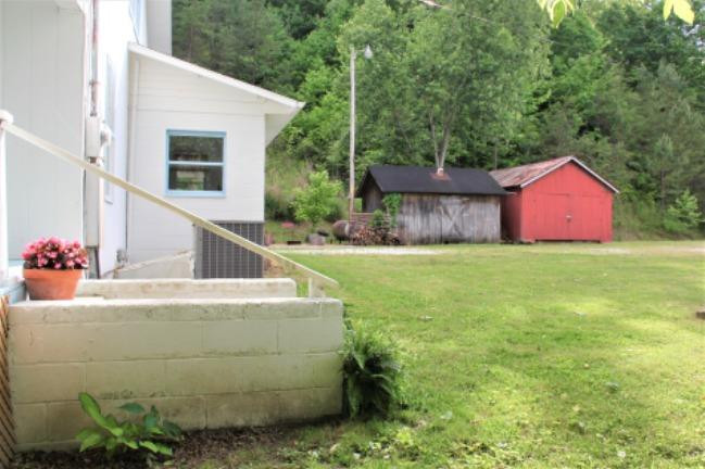 8065 Campton Road Stanton, KY 40380 - Photo 7 of 44 Photo 7