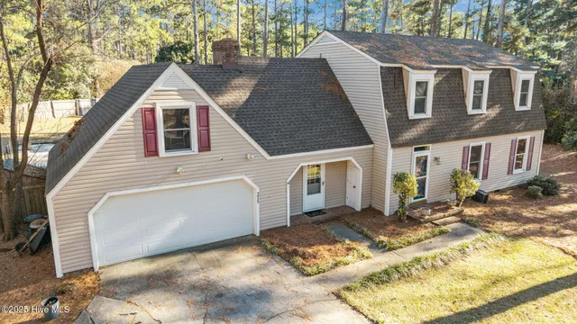 $3,100 | 215 Canterbury Road, Southern Pines, NC 28387