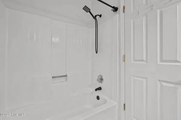 $2,900 | 215 Canterbury Road, Southern Pines, NC 28387