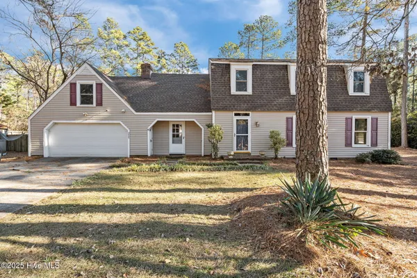 $2,900 | 215 Canterbury Road, Southern Pines, NC 28387