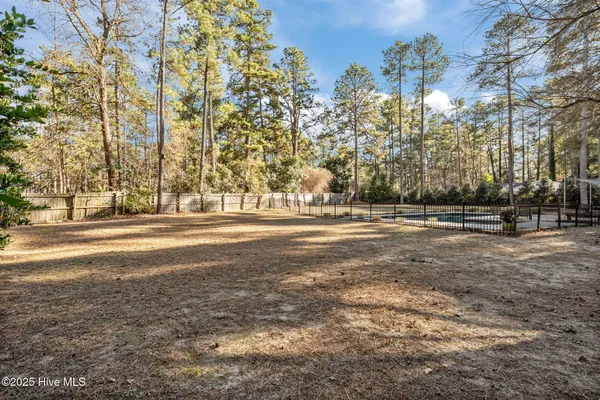 $2,900 | 215 Canterbury Road, Southern Pines, NC 28387