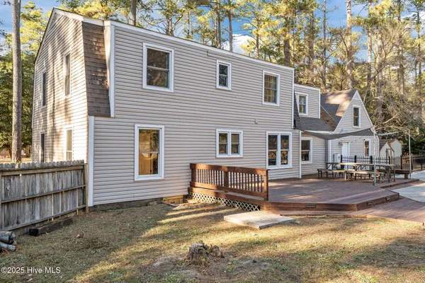 $2,900 | 215 Canterbury Road, Southern Pines, NC 28387