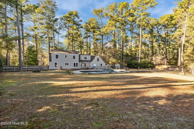 $3,100 | 215 Canterbury Road, Southern Pines, NC 28387