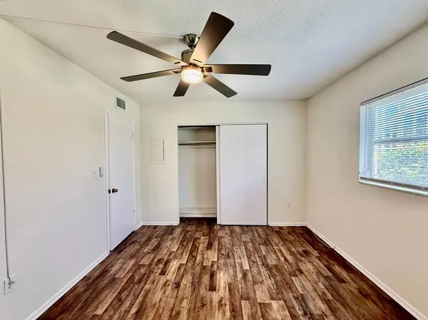 $1,900 | 3460 32nd Avenue North, Unit 101B, St. Petersburg, FL 33713