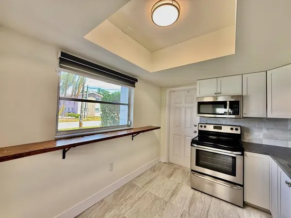 $1,900 | 3460 32nd Avenue North, Unit 101B, St. Petersburg, FL 33713