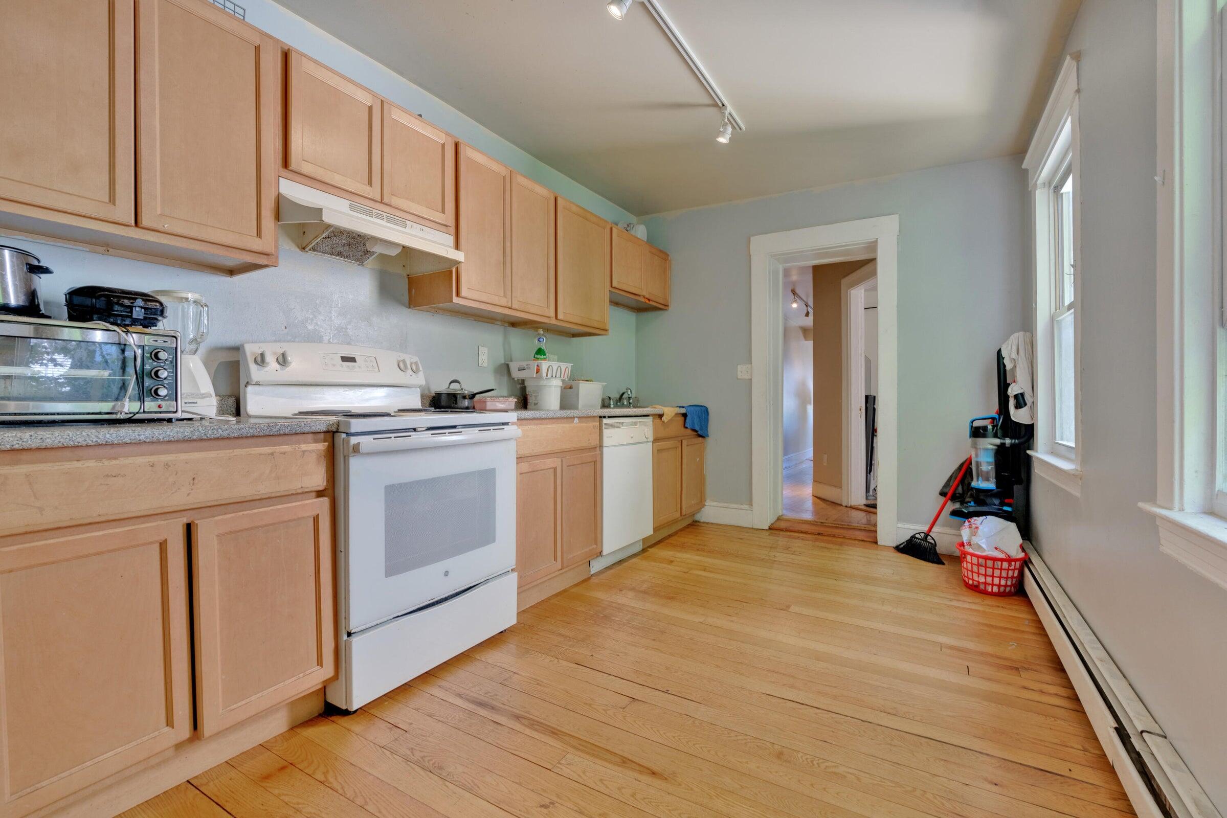 771 Gray Road Gorham, ME 04038 - Photo 16 of 23 771 gray 17