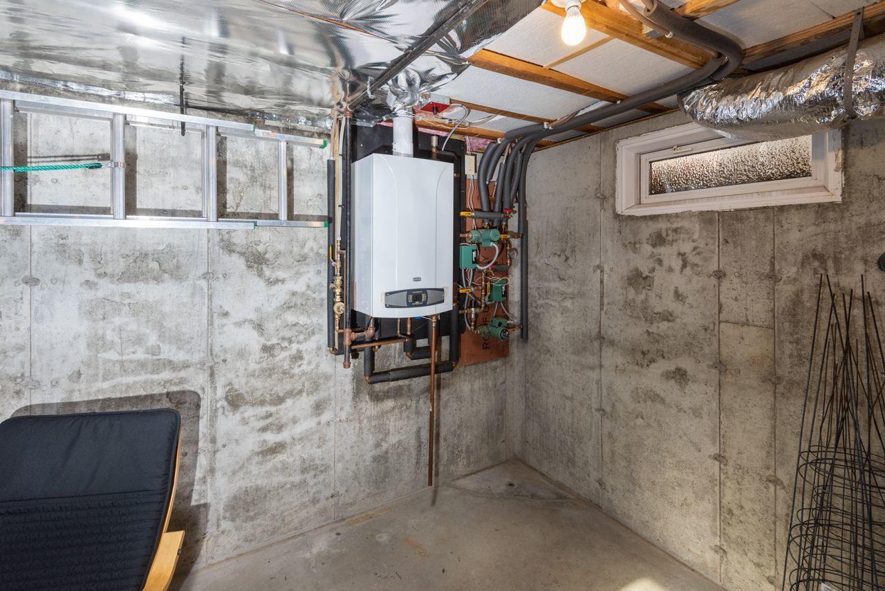 155 Fort Road South Portland, ME 04106 - Photo 35 of 37 34155fortrd2057hires
