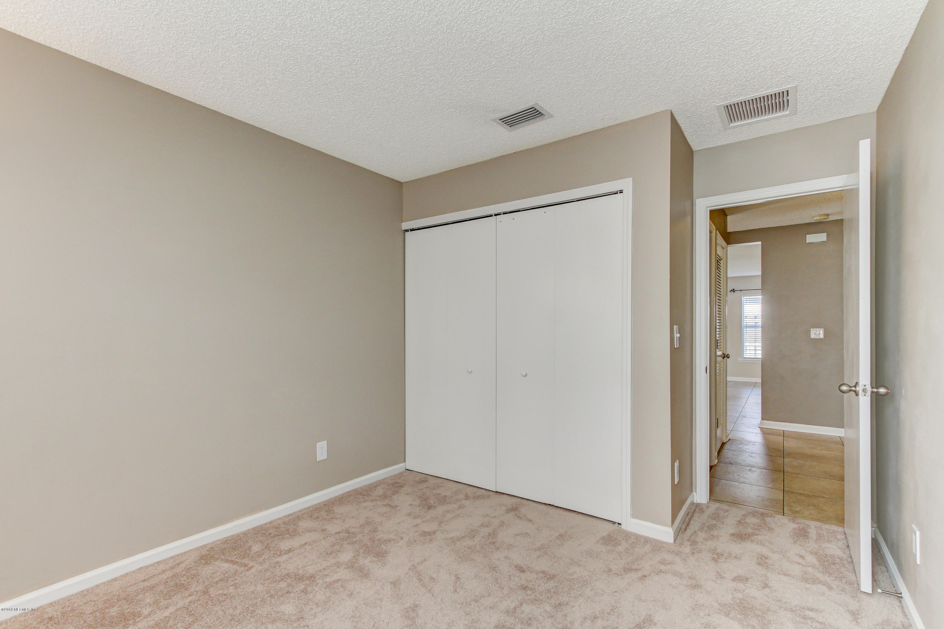 939 Morning Light Road Jacksonville, FL 32218 - Photo 22 of 26 room2