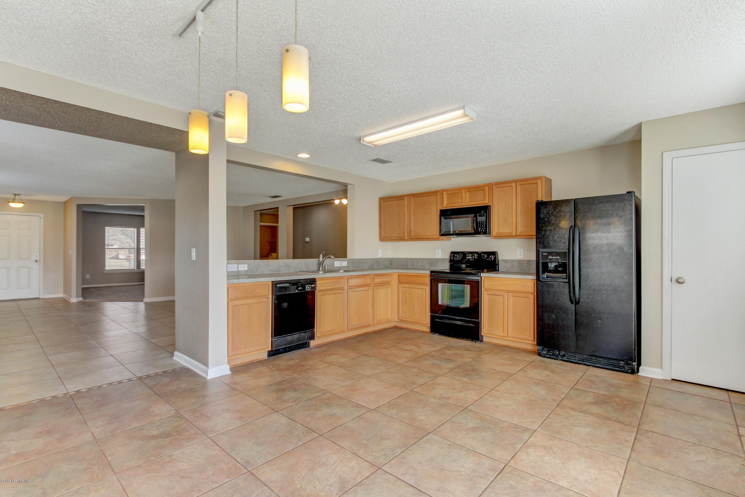 939 Morning Light Road Jacksonville, FL 32218 - Photo 9 of 26 Kitchen