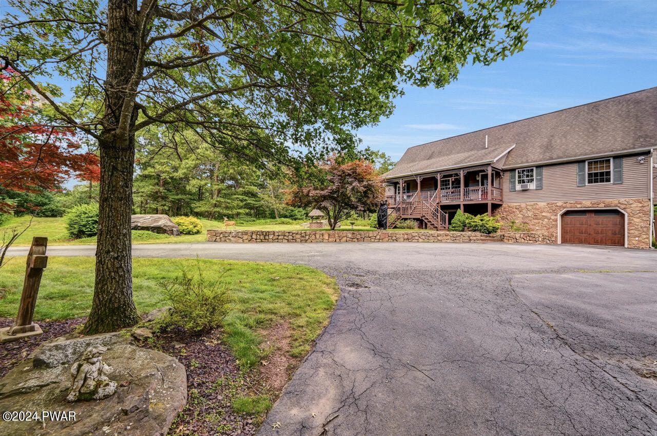 1 Main 126 Ridge View Rd