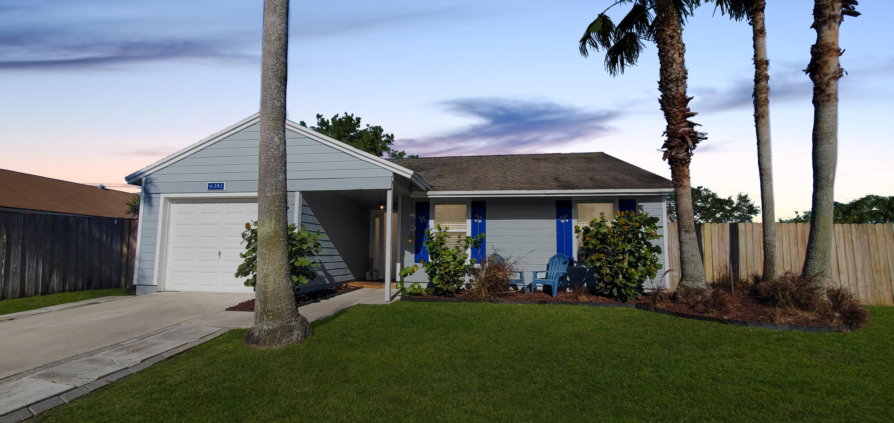 191 Greentree Circle Jupiter, FL 33458 - Photo 1 of 16 3/2 SFH Jupiter Village