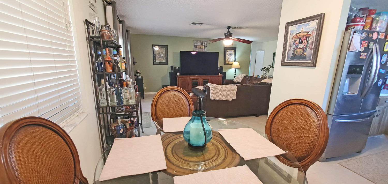191 Greentree Circle Jupiter, FL 33458 - Photo 7 of 16 DiningRoom2