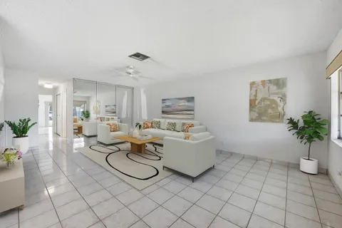 $189,900 | 14440 Campanelli Drive, Delray Beach, FL 33484